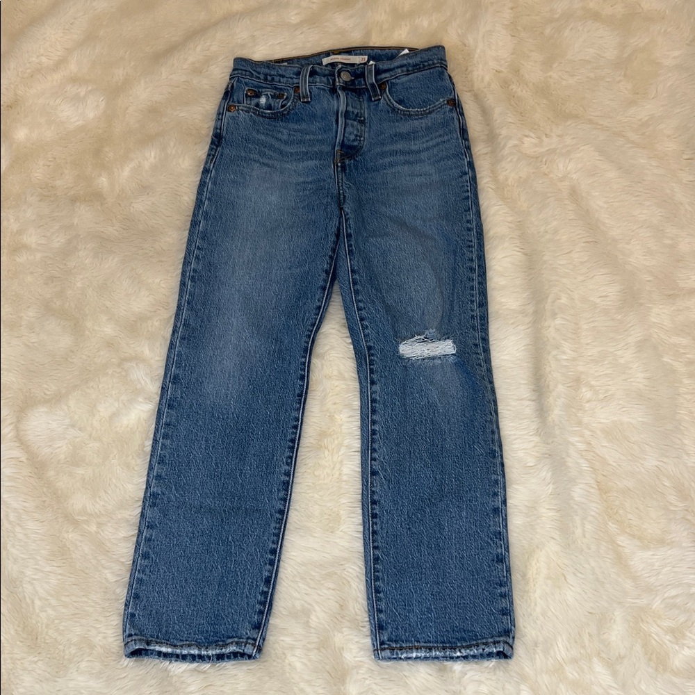 Levi's Women's Straight Leg Blue Jeans